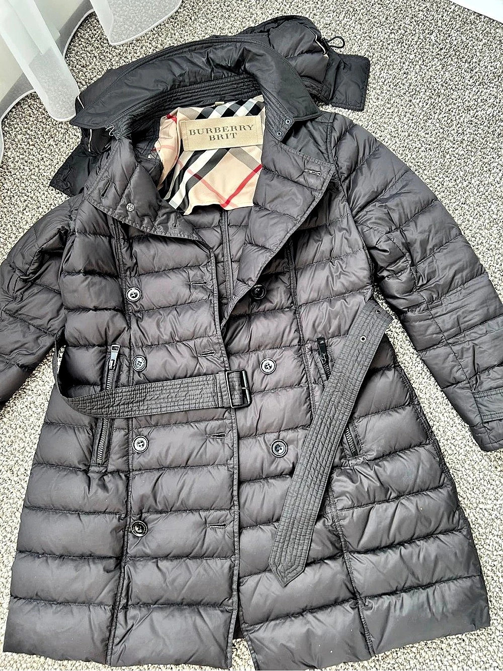 Burberry Quilted Puffer Coat in Black Like New